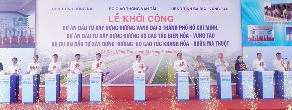 Vanh dai 3 Bien Hoa Vung Tau va Khanh Hoa Buon Ma Thuot - Toàn cảnh Lễ khởi công Dự án Vành Đai 3 TP.HCM